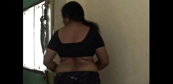  2013-04-09-HardSexTube-Tamil Bhabhi New Video Nude  BJ  Fucked Doggy wid Audio Kingston.avi